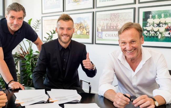 Дортмундська "Боруссія" оголосила про перехід Ярмоленка