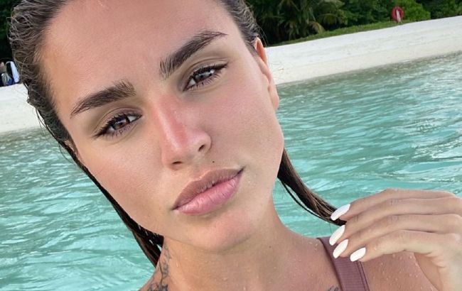 Російська співачка після Криму зібралася в Київ і Одесу: рік тому вже давала концерти