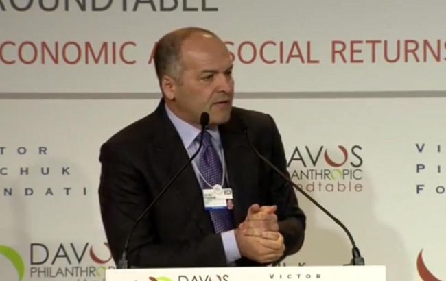 Пінчук відмовився коментувати свою статтю в WSJ під час українського сніданку в Давосі