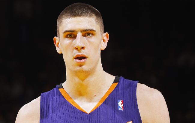 Український баскетболіст отримав серйозну травму в матчі НБА
