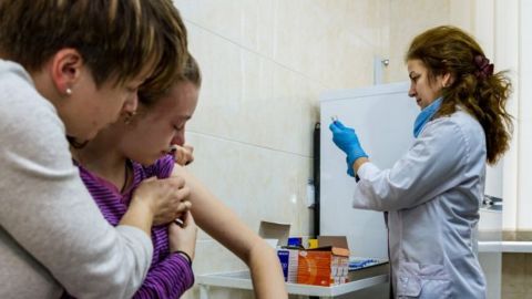 У Німеччині схвалили бустерну вакцинацію з 12 років