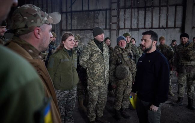 Зеленський на Донбасі провів нараду щодо ситуації в регіоні: що обговорили