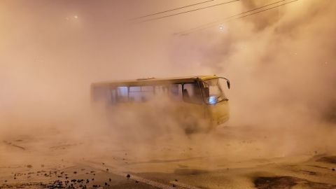 Прорыв трубы возле ТРЦ Ocean Plaza: проводятся ремонтно-восстановительные работы