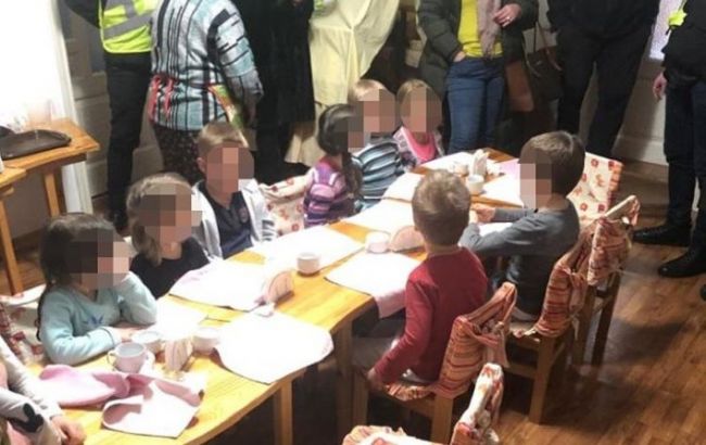 У Києві поліція викрила незаконний "дитячий садок"