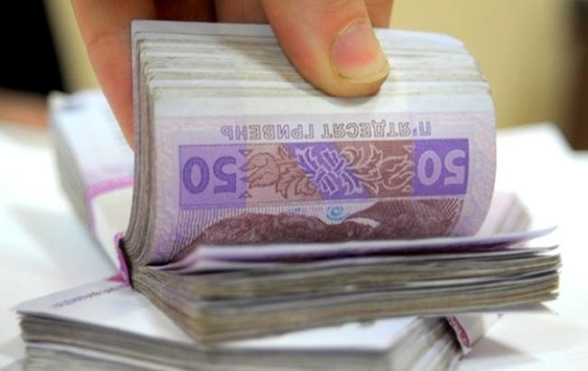 На Львовщине чиновник выписал премию своему сыну