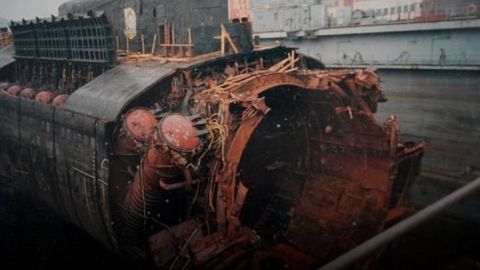 Мої рейтинги зросли б: спливли записи розмов Путіна і Клінтона після трагедії "Курська"