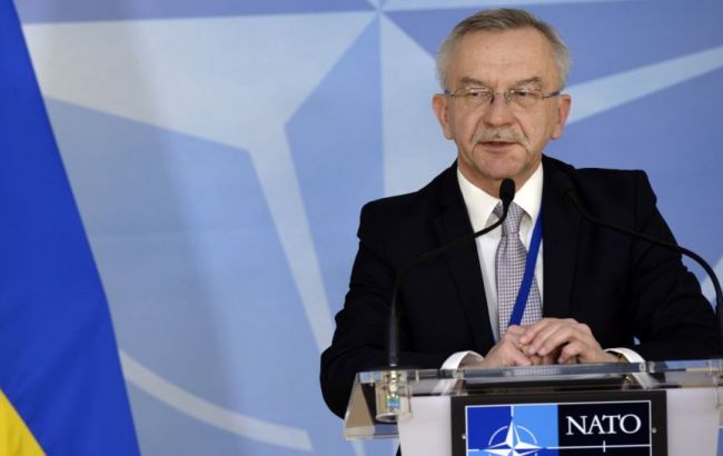 Минобороны призвало НАТО "более благосклонно" рассматривать запрос Украины о поставках оружия
