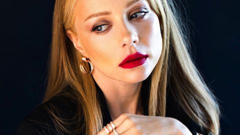 Незаконно красива: Тіна Кароль завела мережу чуттєвим фото без білизни