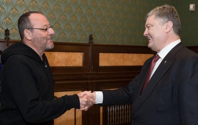 "На Україну мають звернути увагу": Жан Рено зустрівся з президентом України (фото)