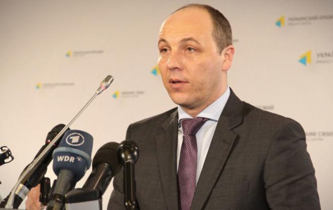 Рада за неделю приняла всего около 15 законов