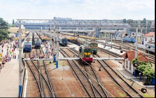 "Укрзалізниця" в 2017 році витратить 66 млн гривень на ремонт вокзалів і платформ