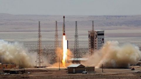 В Иране провалился запуск военного спутника на орбиту