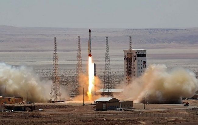 В Иране провалился запуск военного спутника на орбиту