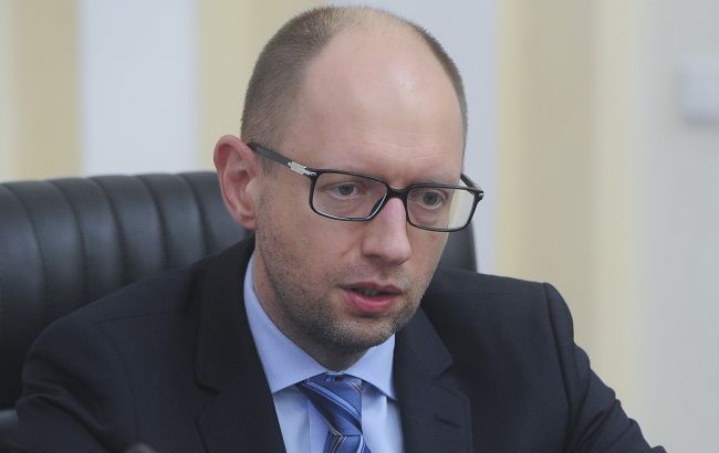 Россия не вступала в переговоры по реструктуризации госдолга Украины, - Яценюк