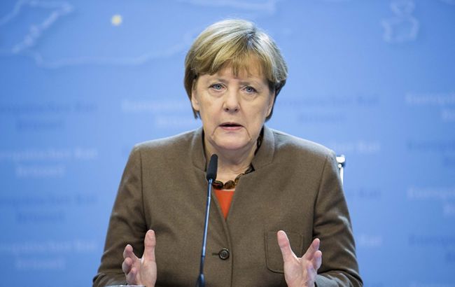 Меркель вимагає від Ердогана припинити "нацистські" порівняння