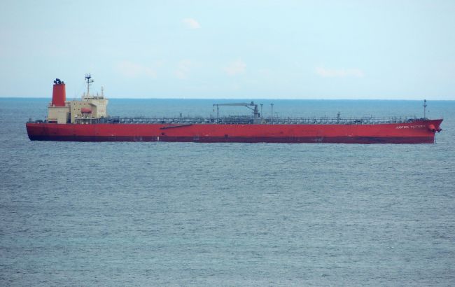 В Индийском океане беспилотник атаковал торговое судно