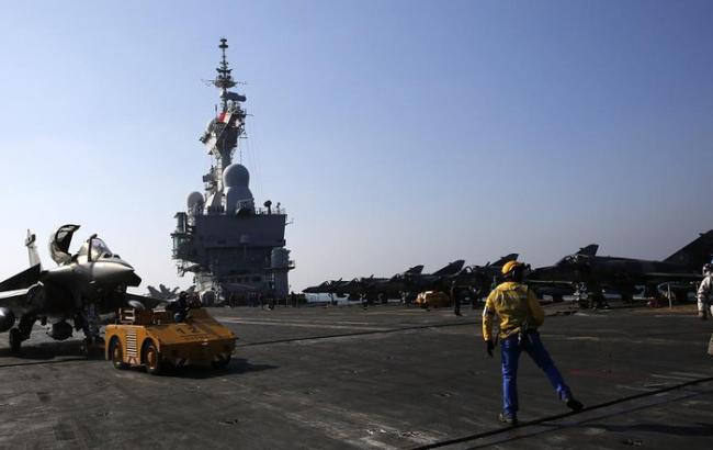 Іран повідомив про політ безпілотника над американським авіаносцем