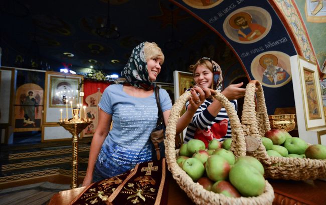 Яблочный Спас в Украине в 2020 году: самые лучшие поздравления и открытки