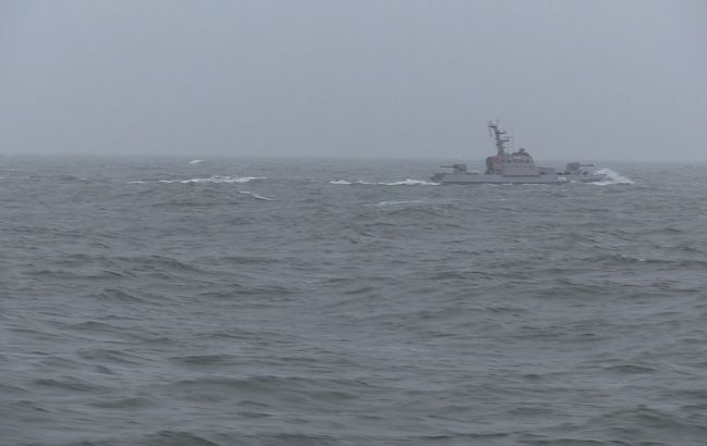 Україна провела навчальні стрільби на Азовському морі