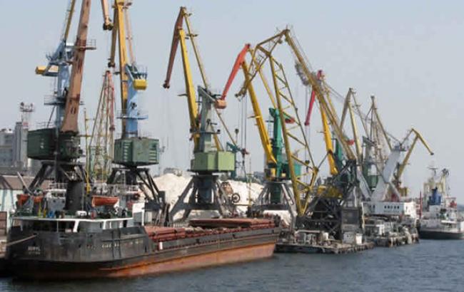 Санкции ЕС распространяются только на 2 из 7 портов в Крыму, - представительство ЕС