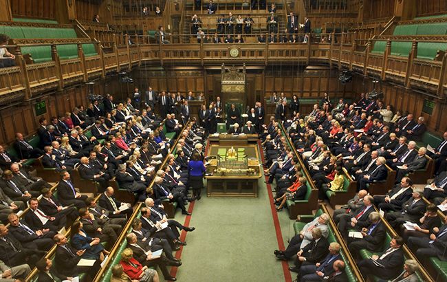 Парламент Великобритании не поддержал досрочные выборы