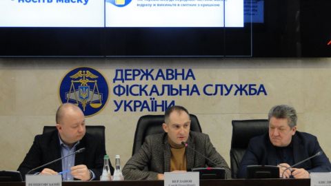 ГНС усиливает меры безопасности из-за распространения коронавируса в Украине