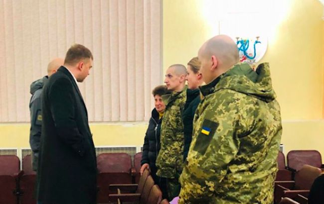 С освобожденными военными будут работать медики и психологи, - Загороднюк