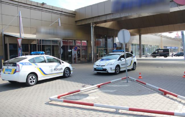 У Житомирі замінували торгово-розважальний центр