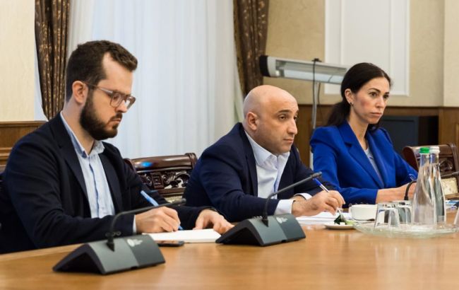 Офис генпрокурора обсудил с прокурором Тегерана расследование катастрофы самолета МАУ