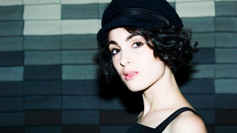 Евровидение 2021: что известно про француженку, которой пророчат победу