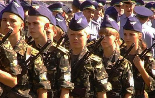 В Харькове из военного вуза эвакуировали 500 человек после сообщения о минировании