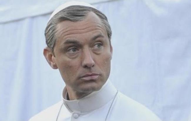 Джуд Лоу появится в новом сериале в роли Папы Римского