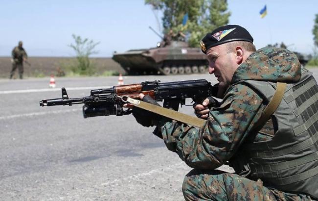 Силы АТО готовы отбить возможные наступления на Мариуполь, Бердянск, Харьков и Днепропетровск, - Порошенко