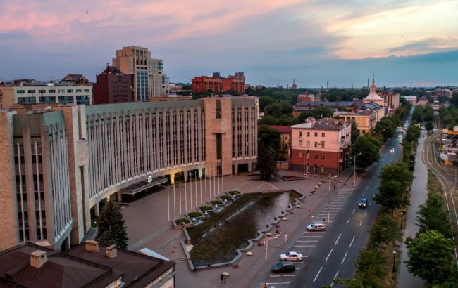 У міськраді Дніпра проходять обшуки через махінації з землею