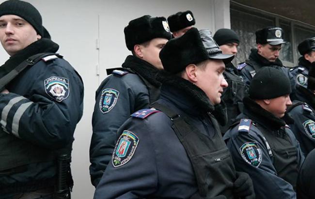Милиция не обнаружила взрывчатки на станции метро "Площадь Льва Толстого" в Киеве