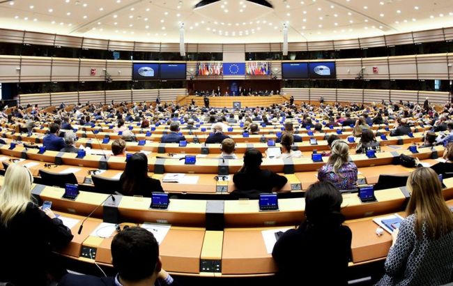Европарламент призвал Россию не вмешиваться в ситуацию в Беларуси