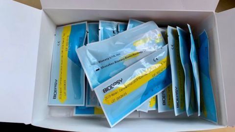 В Черновцы прибыли экспресс-тесты для выявления коронавируса