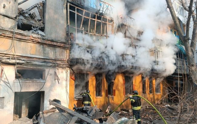 Российская авиация за сутки неоднократно обстреляла Константиновку, шесть человек погибли