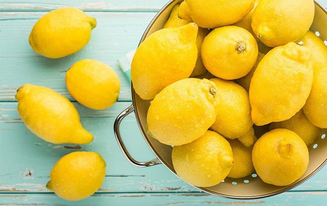 Не только витамин С: ученые рассказали, чем полезен лимон