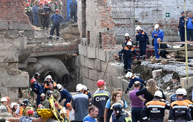 В России при обрушении стены дома погибли два человека