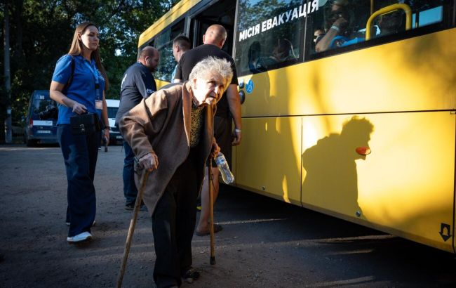 Куди їхати переселенцям з Донбасу: Свириденко анонсувала розширення допомоги для ВПО