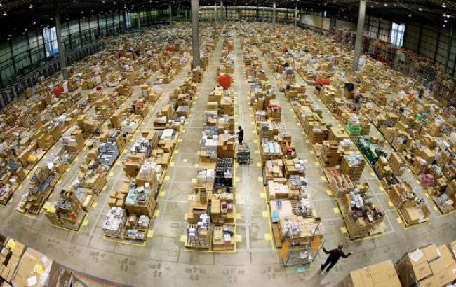 Amazon оголосив про припинення роботи в Криму з 13 лютого