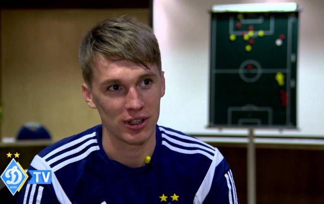 Футболистам украинской сборной не разрешили пользоваться телефонами в столовой