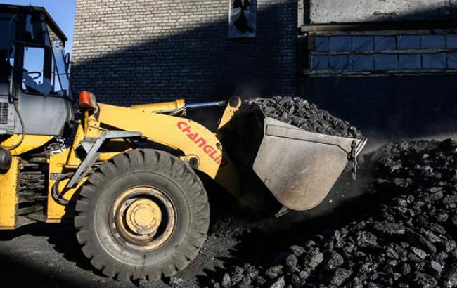 В Міненерго очікують імпорт вугілля до України в об'ємі близько 300 тис. т вугілля на місяць