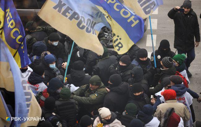 В Киеве в ходе протеста произошли столкновения под Радой