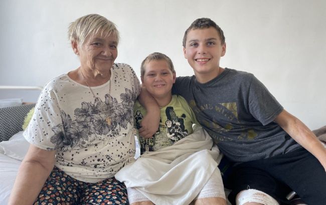Врачи дали вторую жизнь 10-летнему Кириллу, который пострадал, прячась от оккупантов