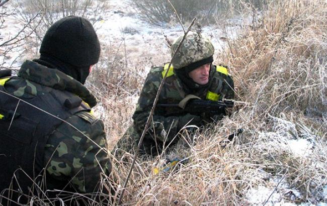 В зоне АТО за сутки ранен один украинский военный, - штаб