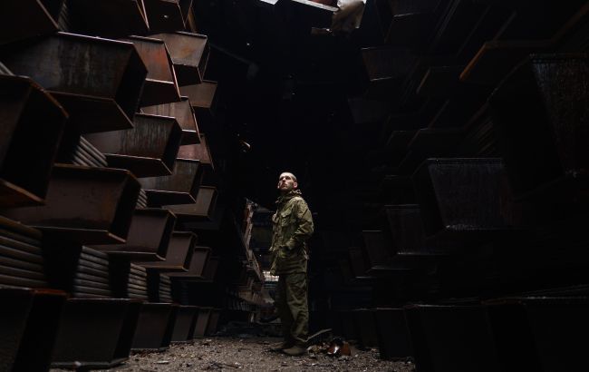 "Пока я в плену". Защитник Мариуполя опубликовал последние фото с "Азовстали"