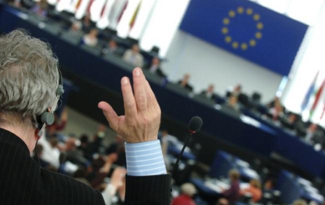 ЕС может расширить санкции на энергетическую и туристическую сферы в Крыму, - СМИ