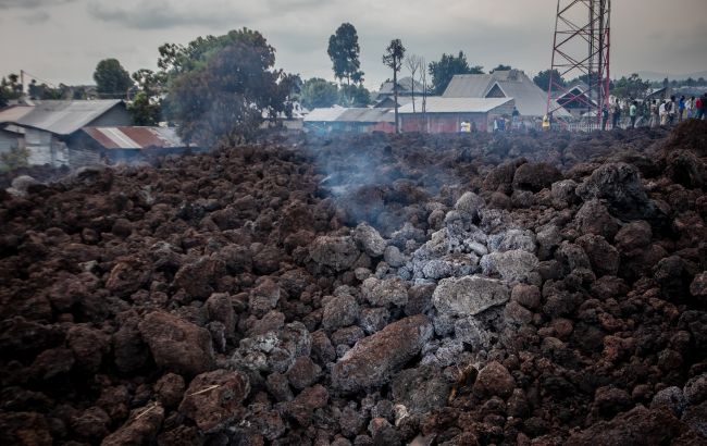 Український військовий показав наслідки виверження вулкана в Конго: моторошні фото